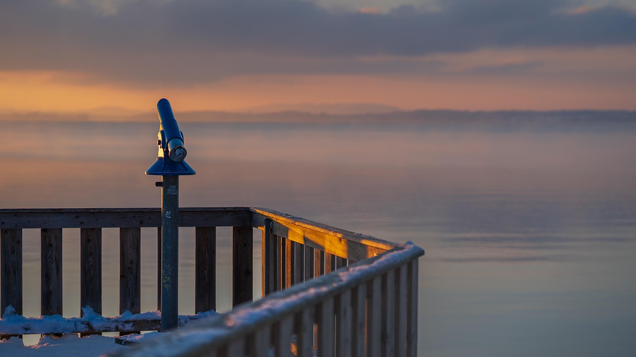 Plutão não é mais planeta: Entenda por que foi reclassificado