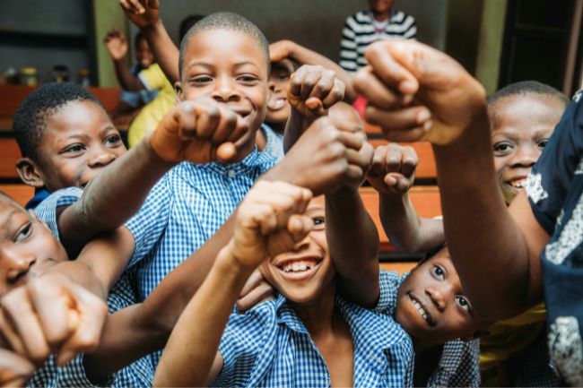 Influências Africanas na Cultura Brasileira: Dança, Música e Tradições