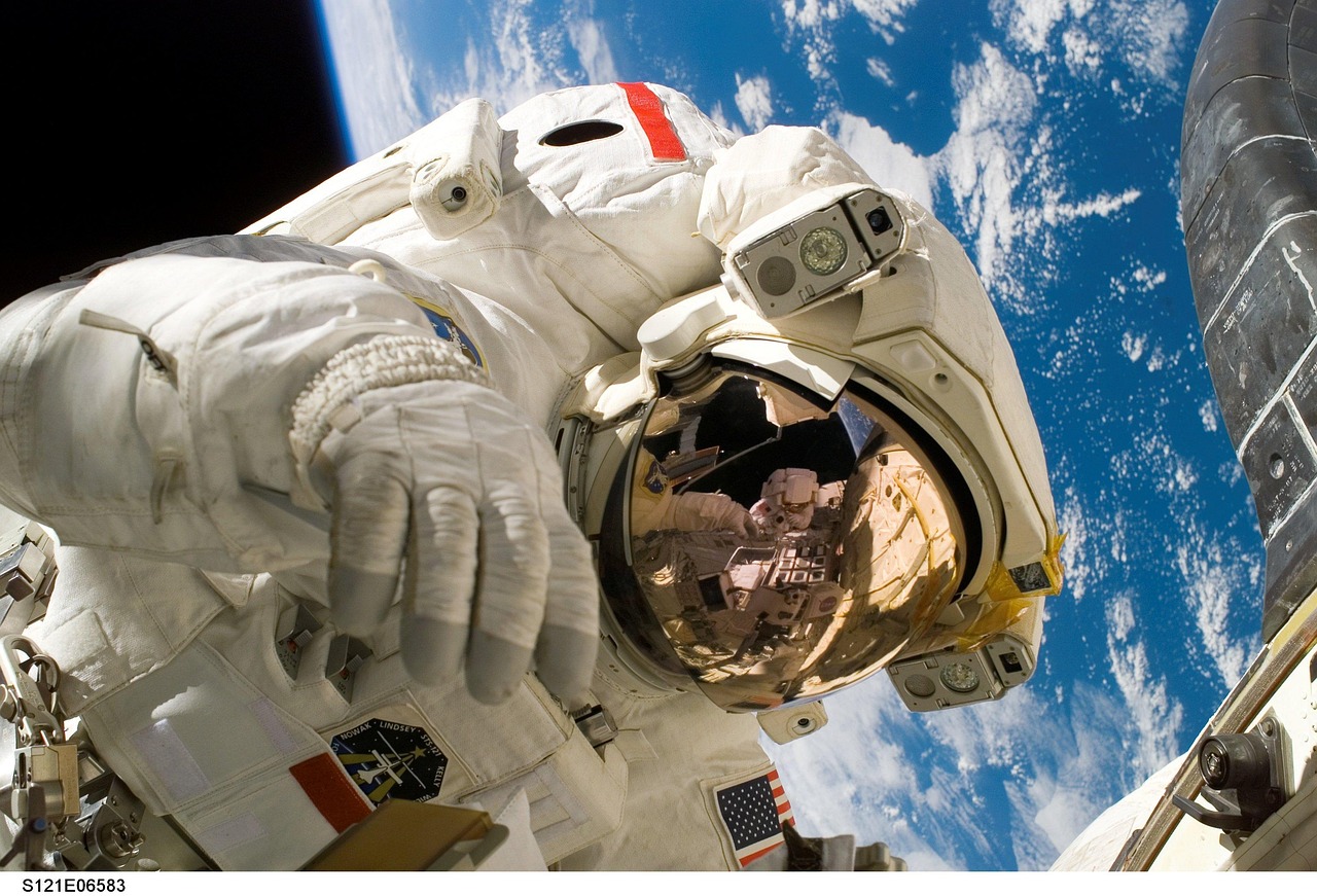 Tempo no espaço: Quanto tempo um astronauta pode ficar fora da Terra